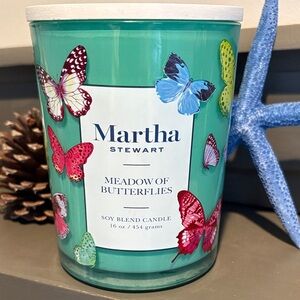 Martha Stewart Meadow of Butterflies Soy Blend Candle 16 ounces 2 wick NWOT
